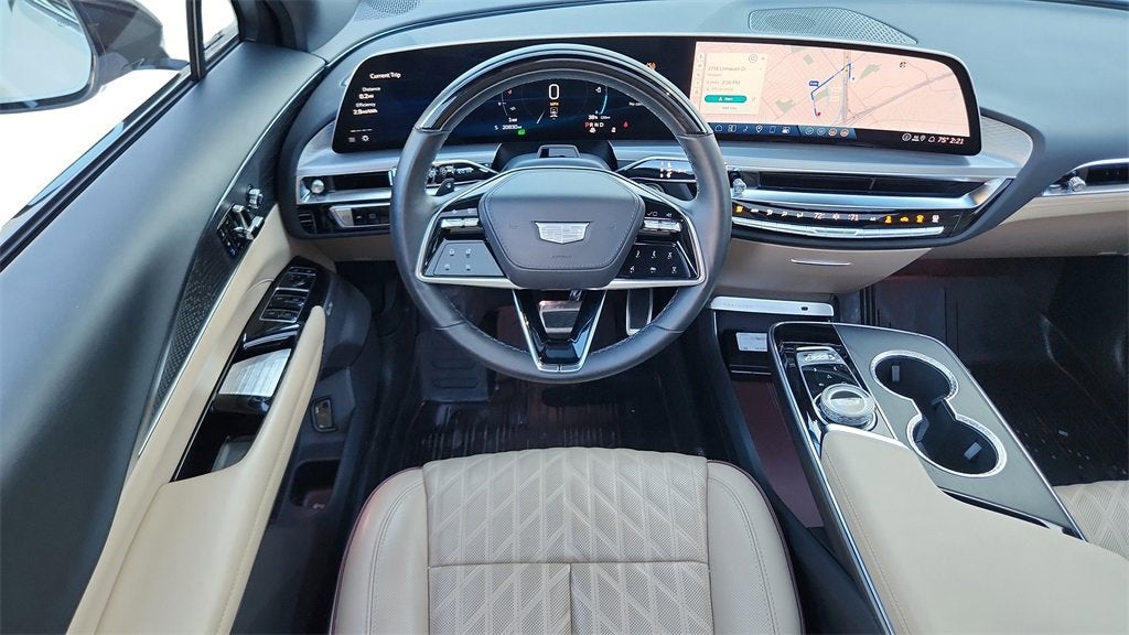 2025 Cadillac LYRIQ Sport 3