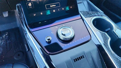 2026 Cadillac ESCALADE IQL Luxury