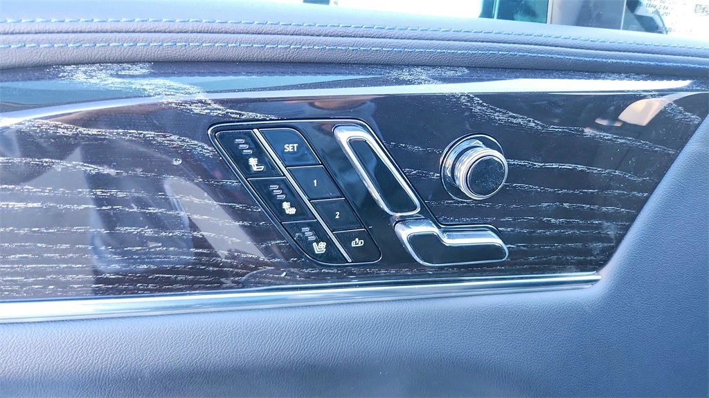 2026 Cadillac ESCALADE IQL Luxury