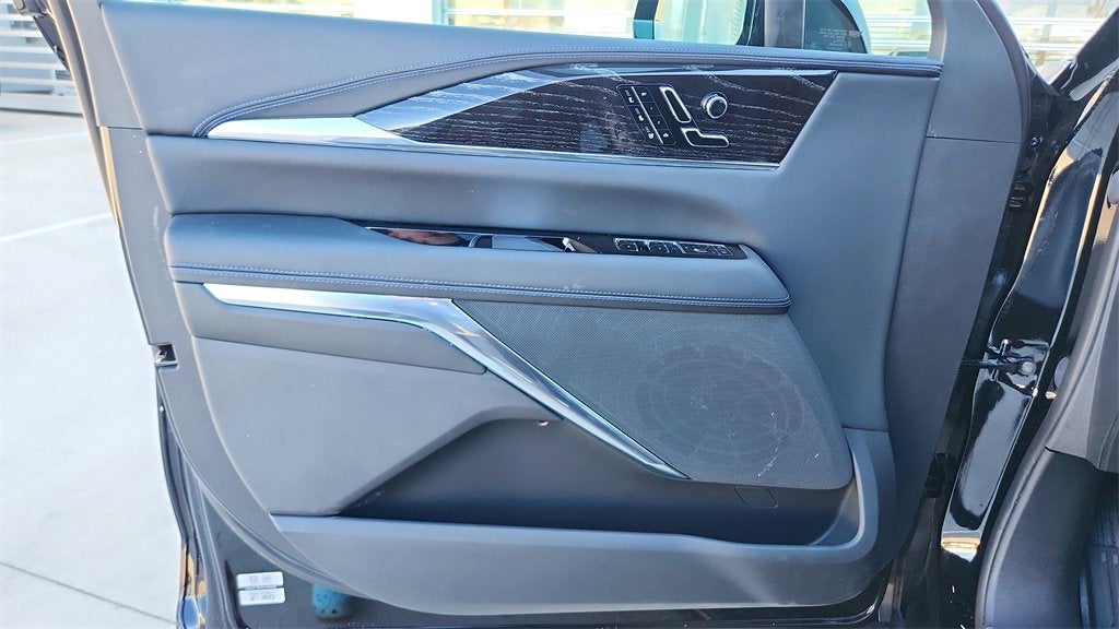 2026 Cadillac ESCALADE IQL Luxury