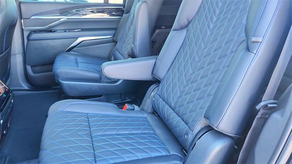 2026 Cadillac ESCALADE IQL Luxury