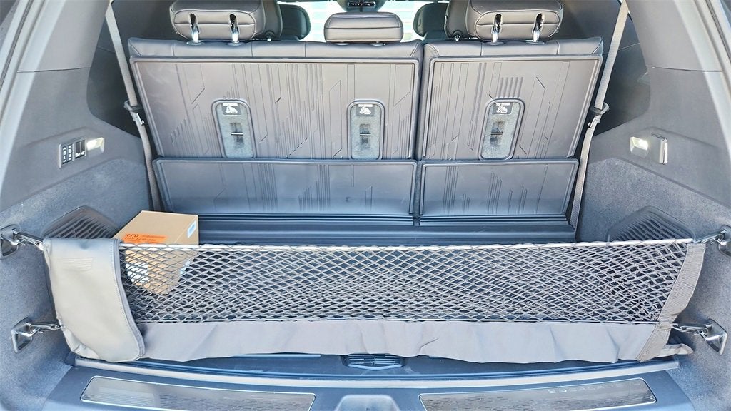 2026 Cadillac ESCALADE IQL Luxury