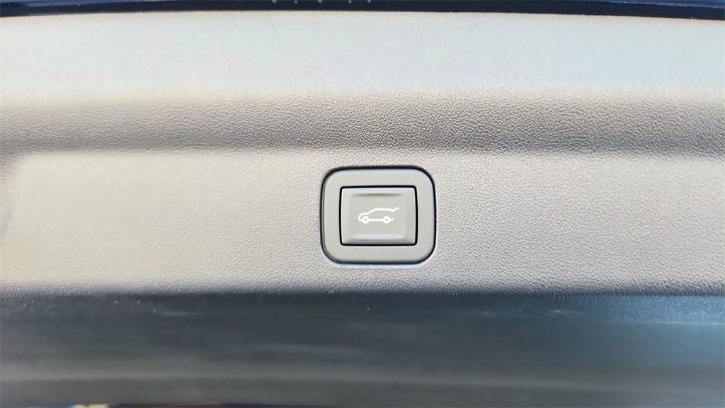 2026 Cadillac ESCALADE IQL Luxury