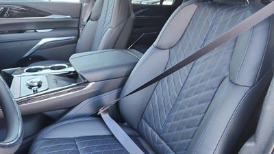 2026 Cadillac ESCALADE IQL Luxury