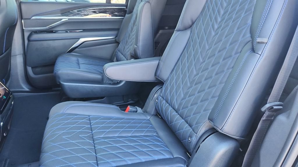 2026 Cadillac ESCALADE IQL Luxury
