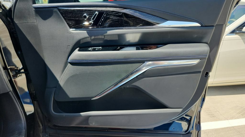 2026 Cadillac ESCALADE IQL Luxury