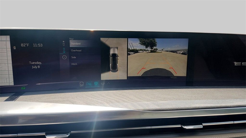 2026 Cadillac ESCALADE IQL Luxury