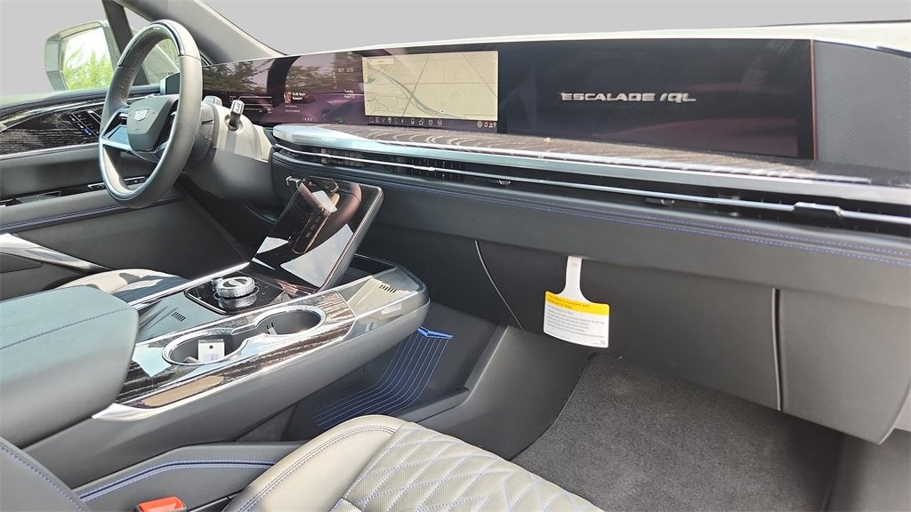 2026 Cadillac ESCALADE IQL Sport
