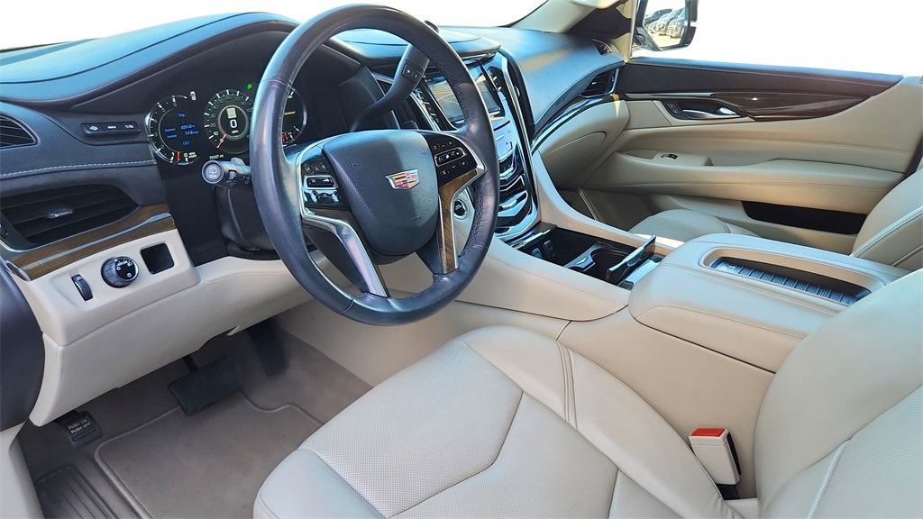 2020 Cadillac Escalade Luxury