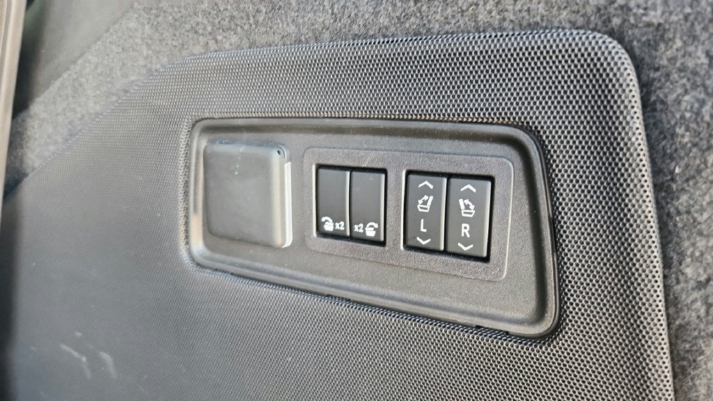 2023 Cadillac Escalade RWD Premium Luxury