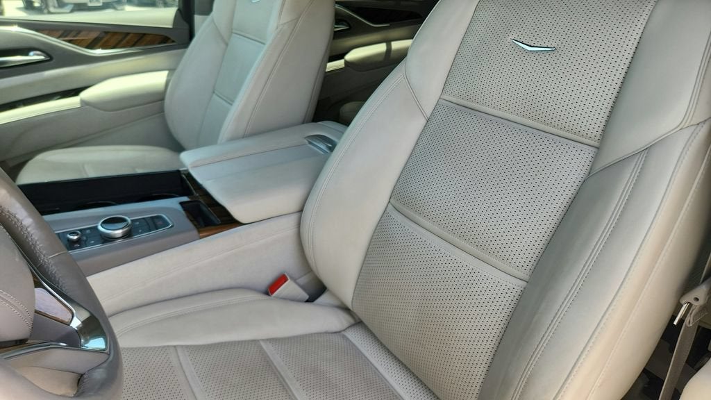 2022 Cadillac Escalade ESV Sport Platinum