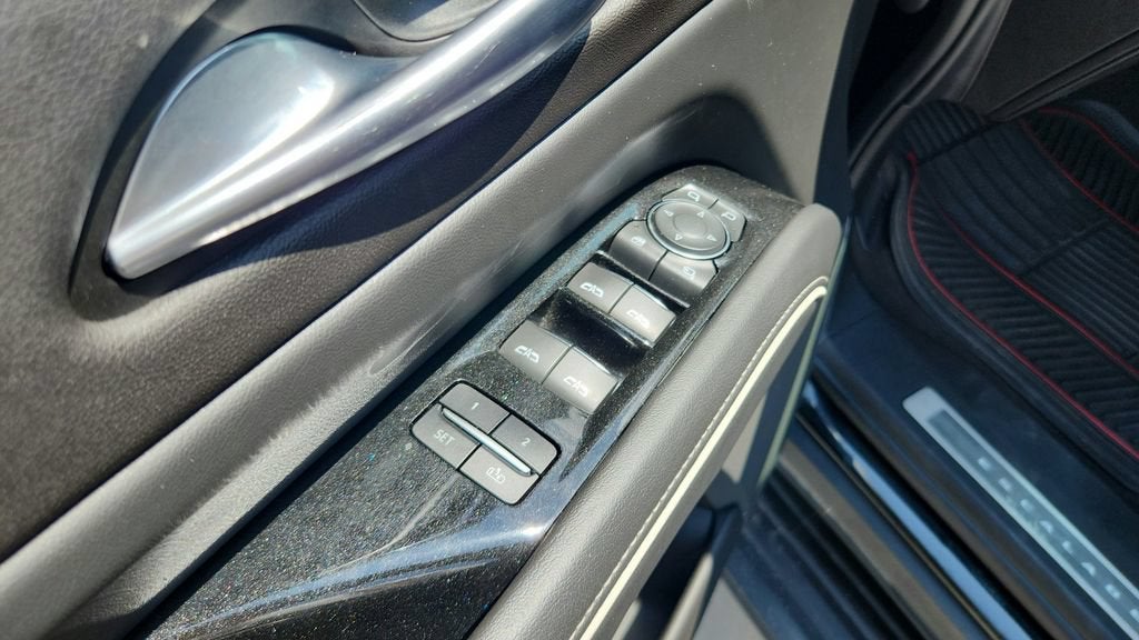 2022 Cadillac Escalade Sport