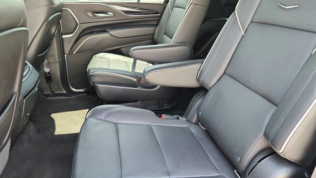 2022 Cadillac Escalade Sport