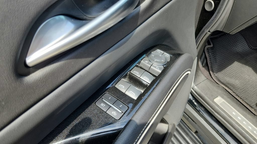 2024 Cadillac Escalade Sport