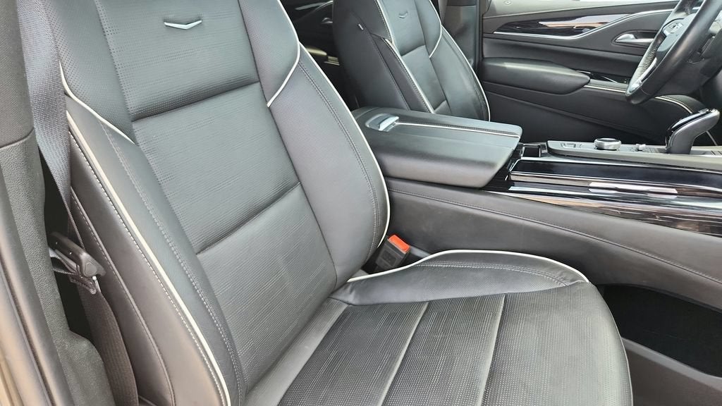 2024 Cadillac Escalade Sport