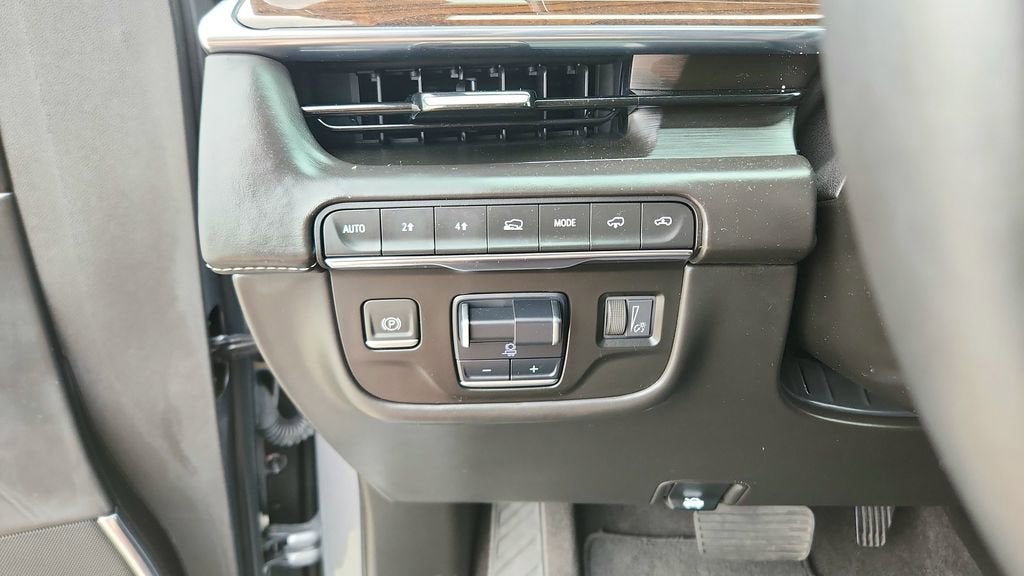 2022 Cadillac Escalade Sport Platinum