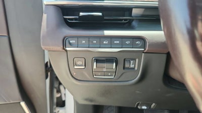 2023 Cadillac Escalade 4WD Sport Platinum