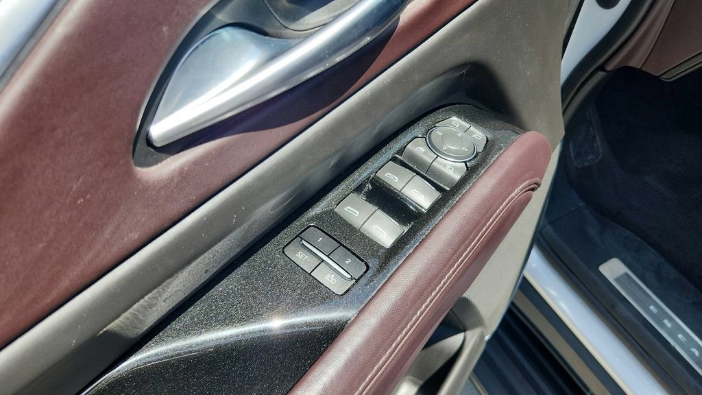2023 Cadillac Escalade 4WD Sport Platinum