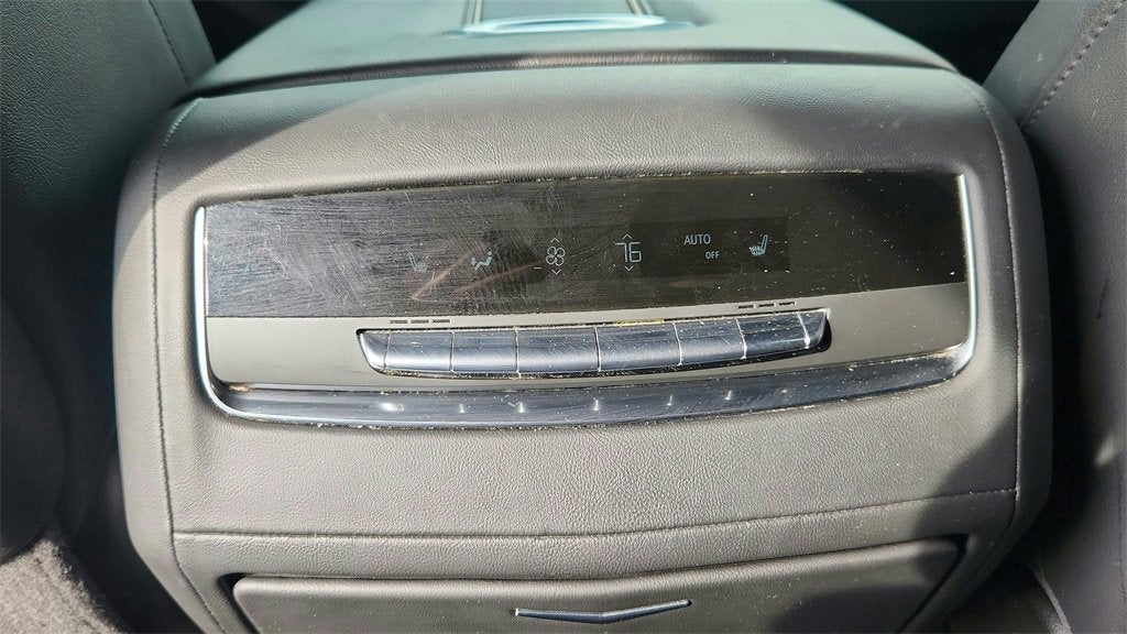 2022 Cadillac Escalade ESV Premium Luxury