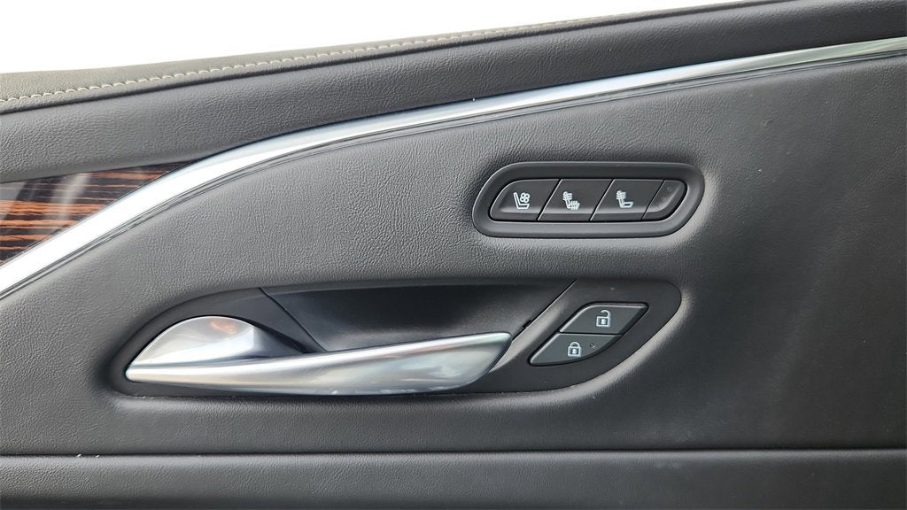 2022 Cadillac Escalade ESV Premium Luxury