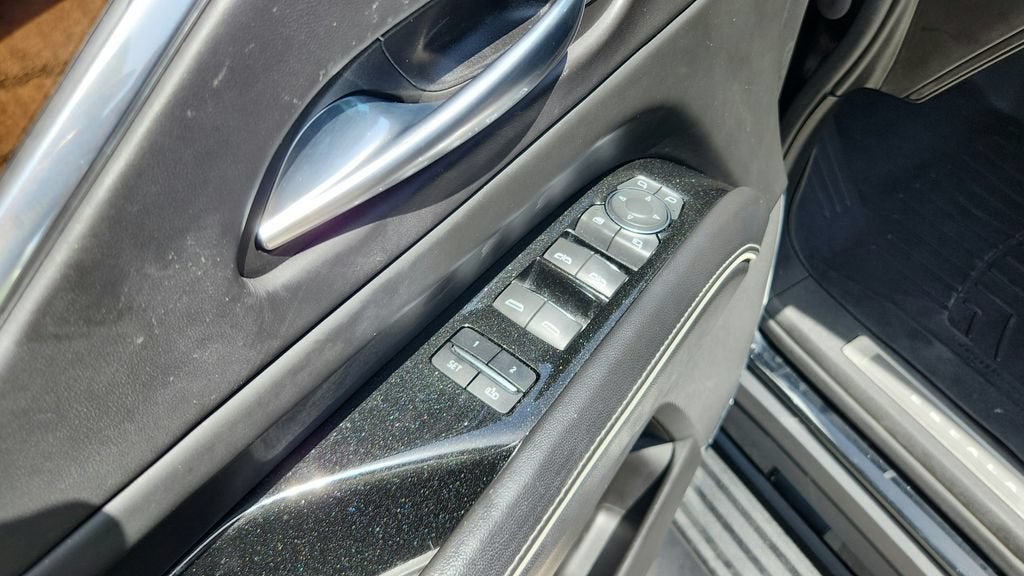 2023 Cadillac Escalade ESV Sport Platinum
