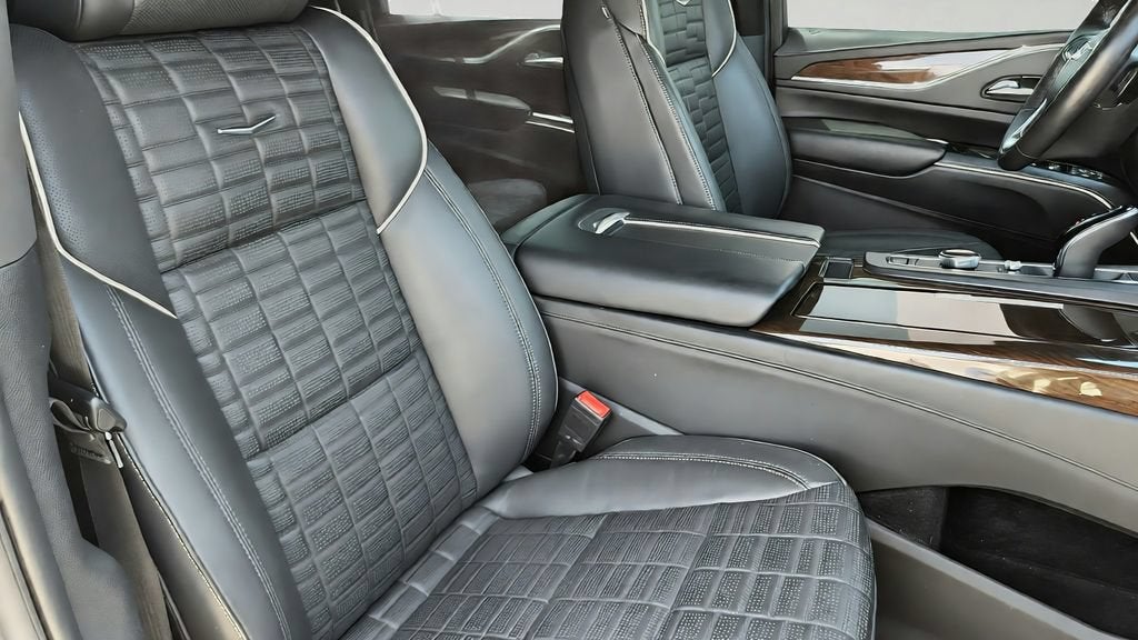 2023 Cadillac Escalade ESV Sport Platinum