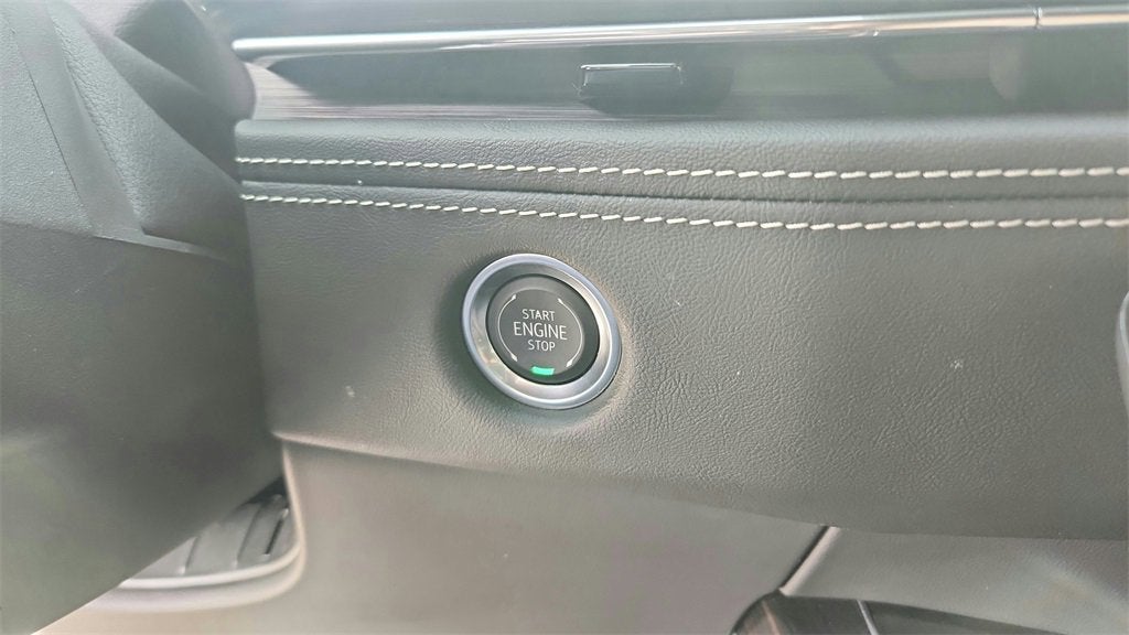 2025 Cadillac Escalade Luxury