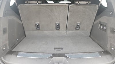 2025 Cadillac Escalade Luxury