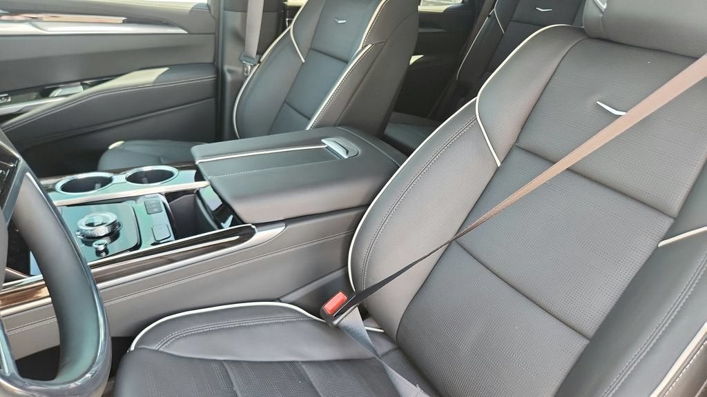 2025 Cadillac Escalade Premium Luxury