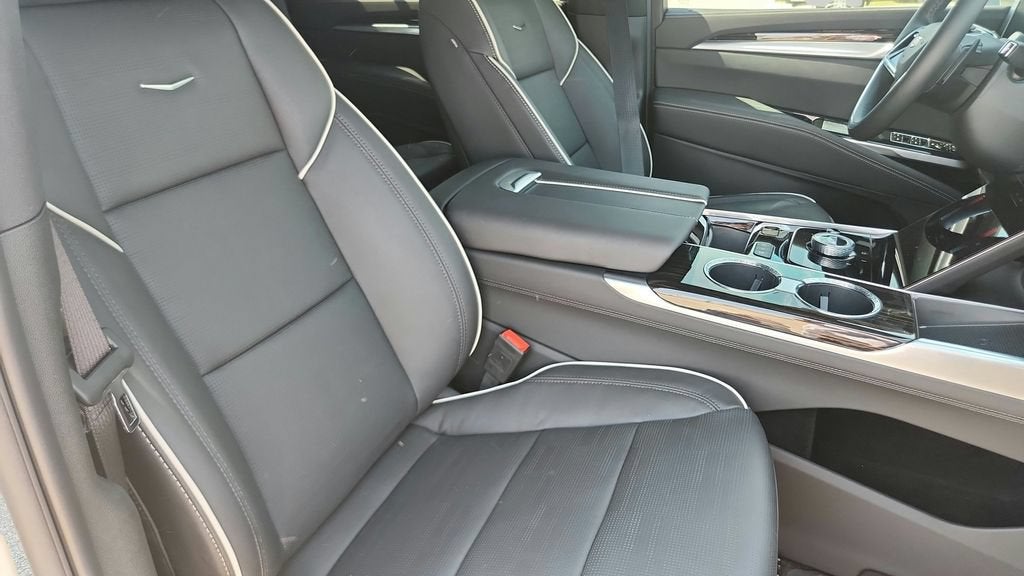 2025 Cadillac Escalade Premium Luxury