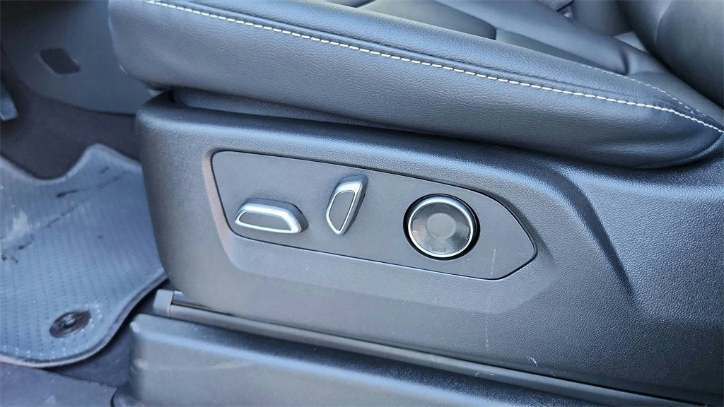 2026 Cadillac Escalade ESV 1SA