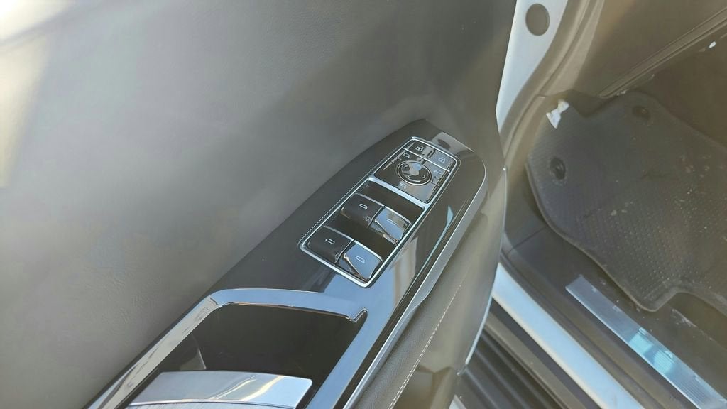 2025 Cadillac Escalade ESV Luxury