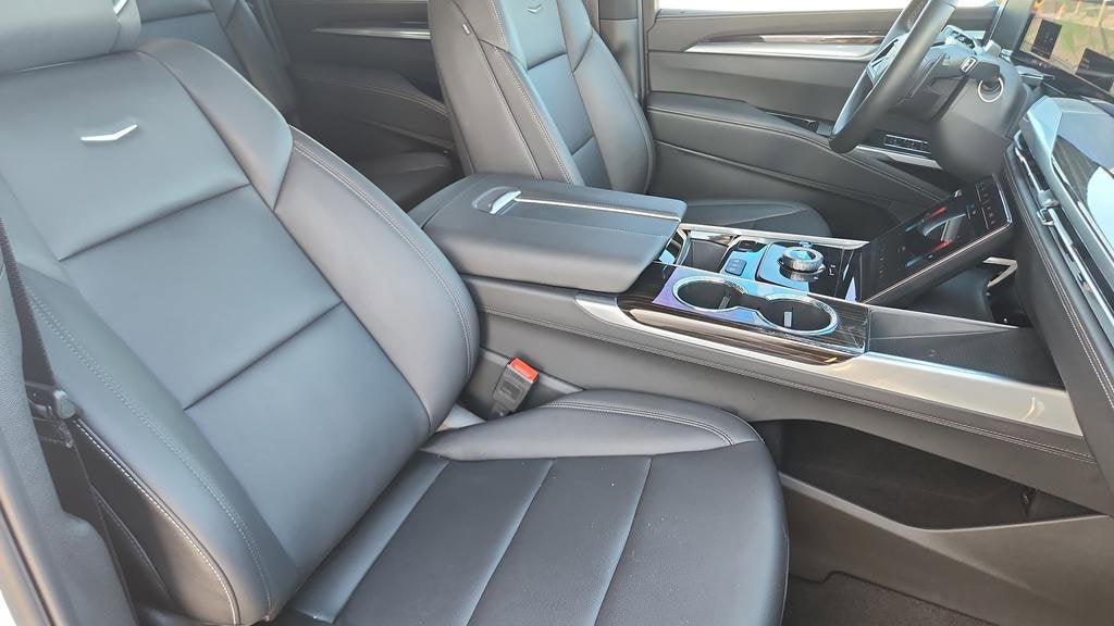 2025 Cadillac Escalade ESV Luxury