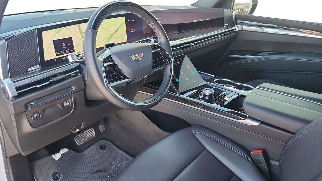 2025 Cadillac Escalade ESV Luxury