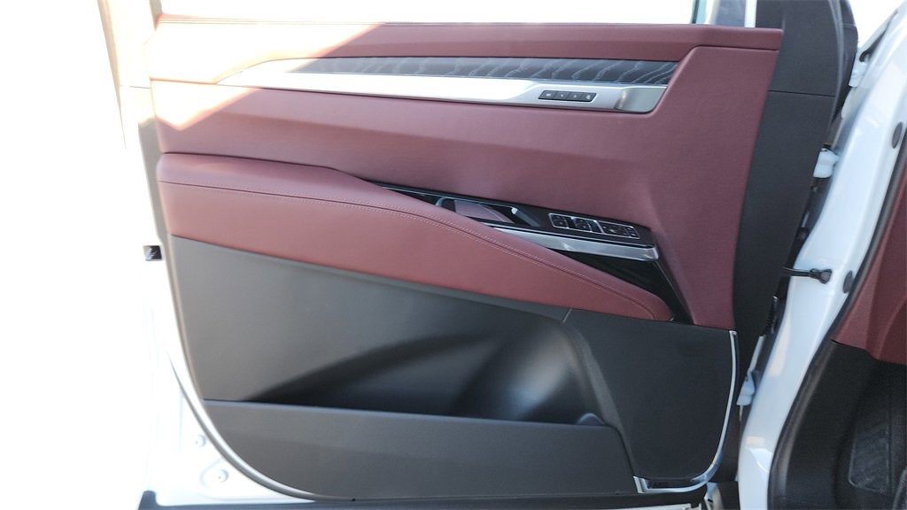 2026 Cadillac Escalade Luxury