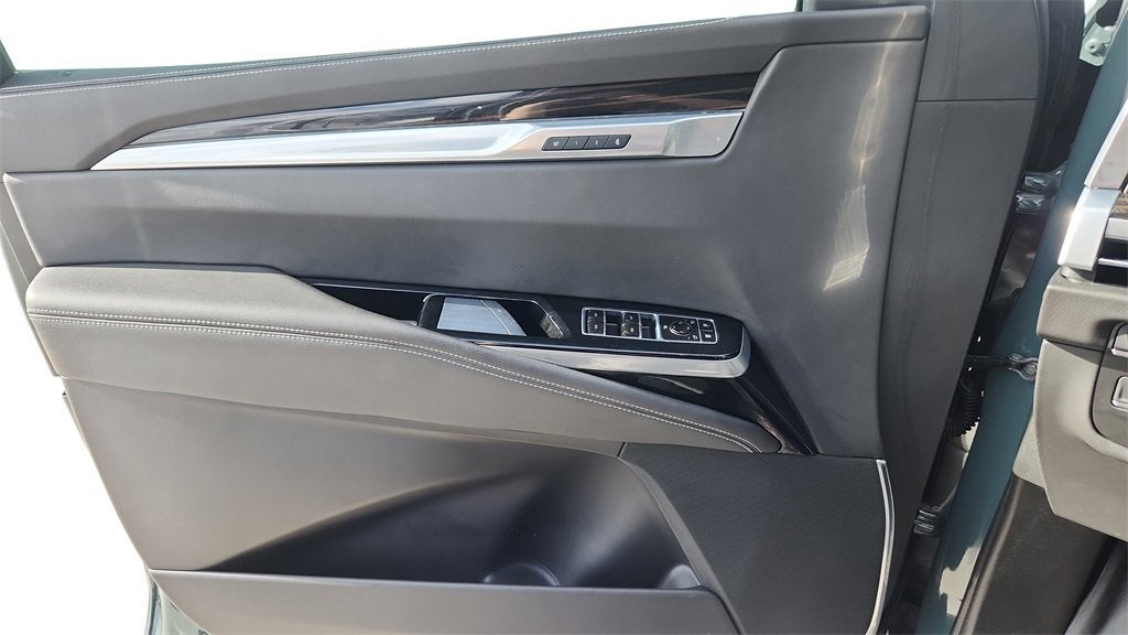 2025 Cadillac Escalade Premium Luxury