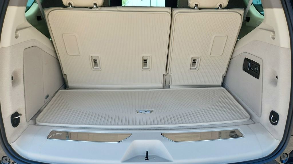 2026 Cadillac Escalade Platinum Luxury