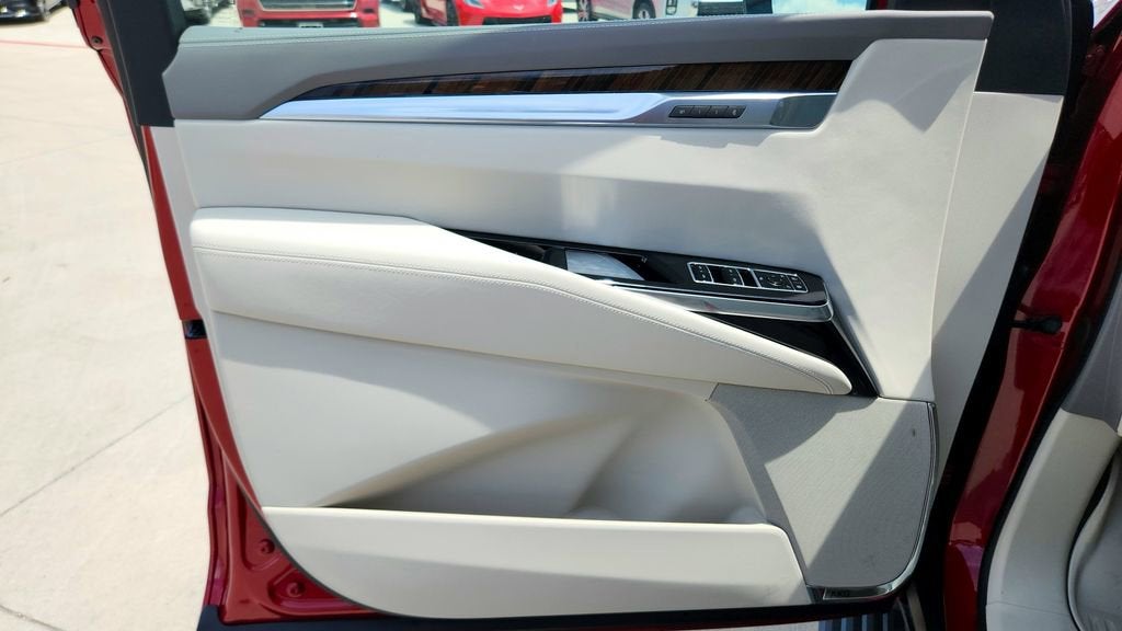 2026 Cadillac Escalade Platinum Luxury
