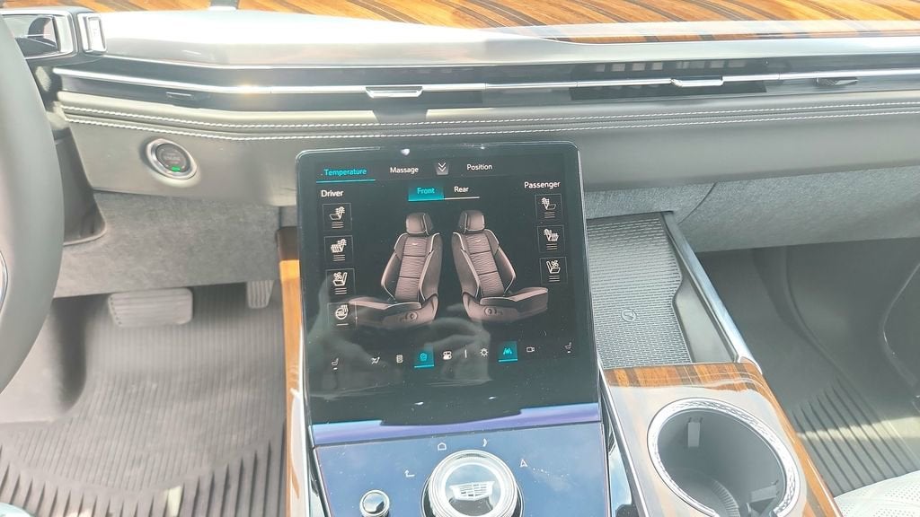 2026 Cadillac Escalade Platinum Sport