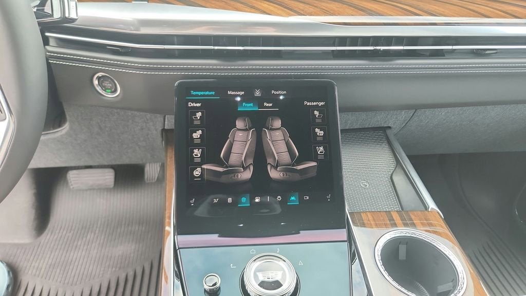2026 Cadillac Escalade Platinum Sport