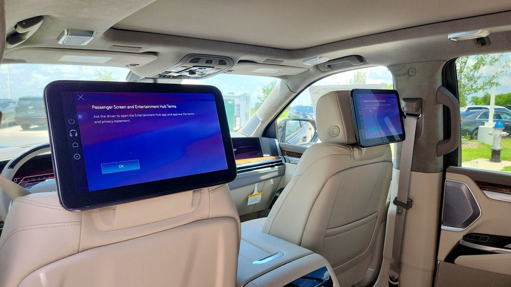 2026 Cadillac Escalade Platinum Sport