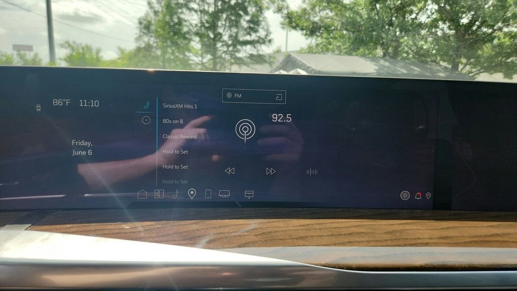 2025 Cadillac Escalade Sport Platinum