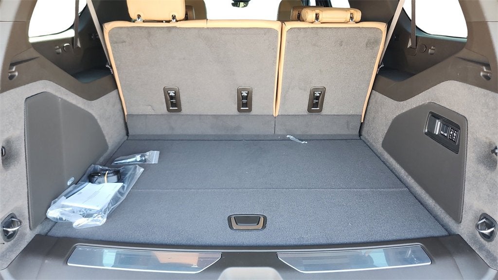 2026 Cadillac Escalade ESV Luxury