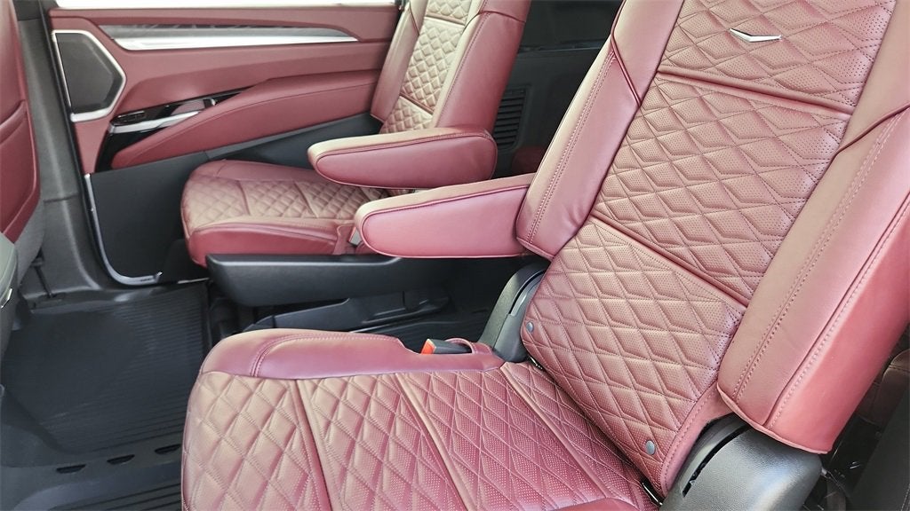 2026 Cadillac Escalade ESV Luxury