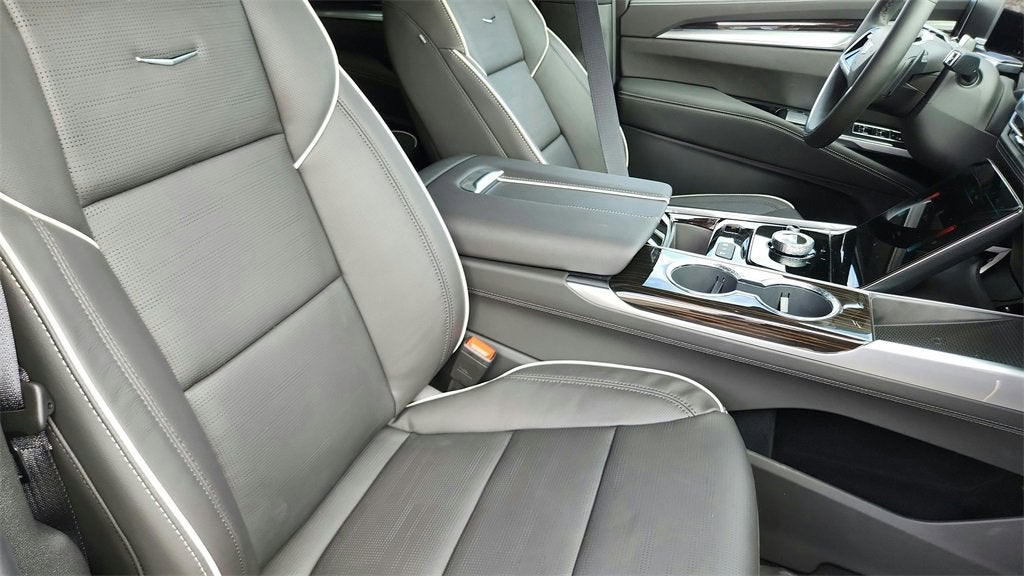 2026 Cadillac Escalade ESV Luxury