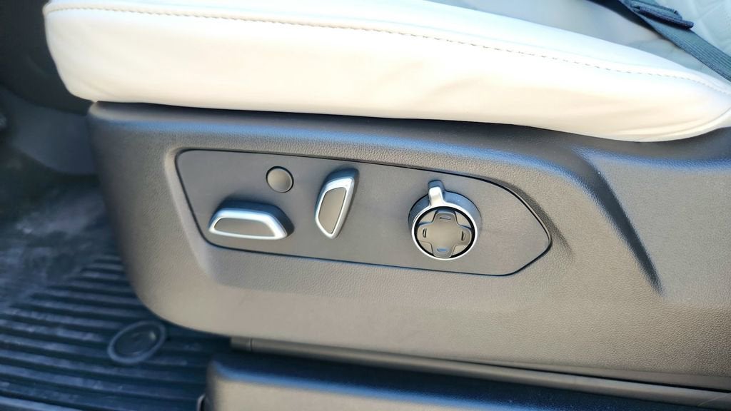2026 Cadillac Escalade ESV Platinum Sport - Photo 21