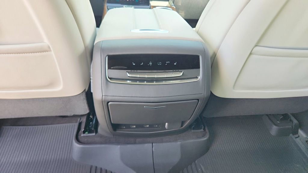 2026 Cadillac Escalade ESV Platinum Sport - Photo 29