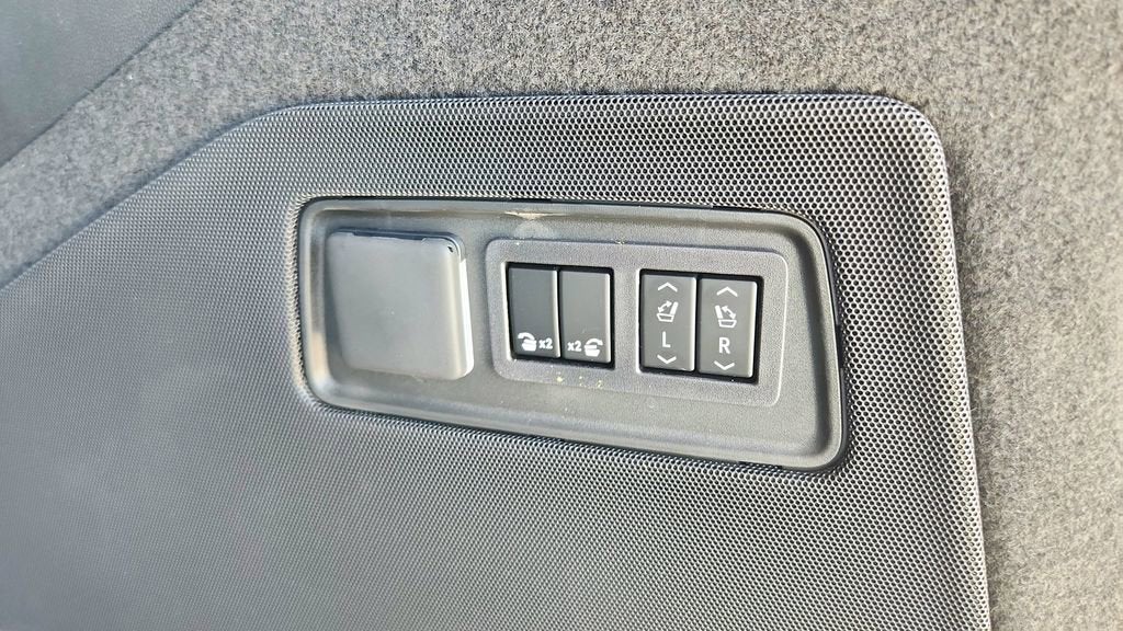 2026 Cadillac Escalade ESV Platinum Sport - Photo 31