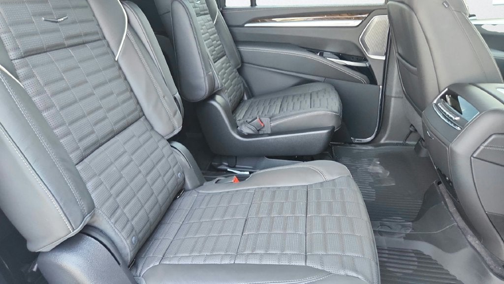 2027 Cadillac Escalade ESV Platinum Sport