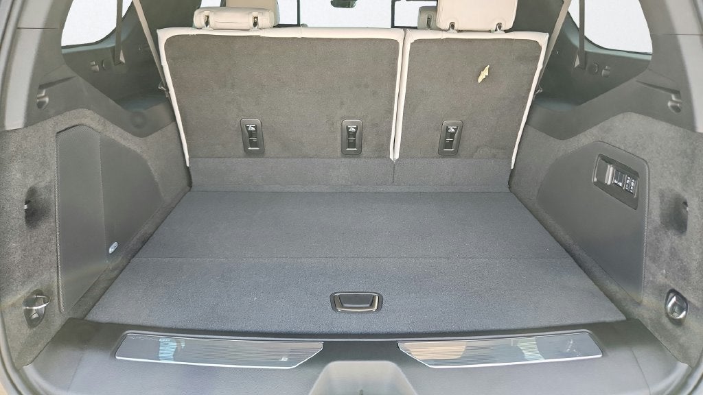 2027 Cadillac Escalade ESV Platinum Sport